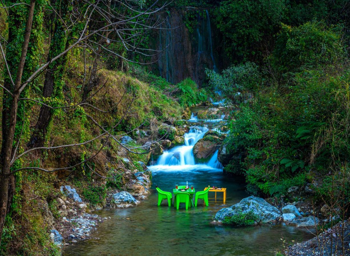 The Hosteller Mussoorie By The Streamside, Kempty エクステリア 写真