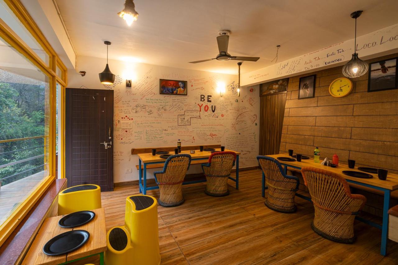 The Hosteller Mussoorie By The Streamside, Kempty エクステリア 写真