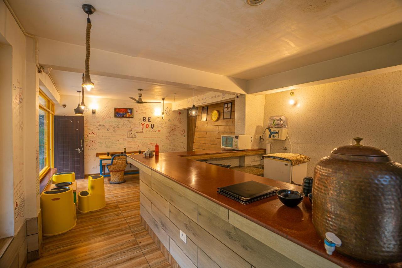 The Hosteller Mussoorie By The Streamside, Kempty エクステリア 写真