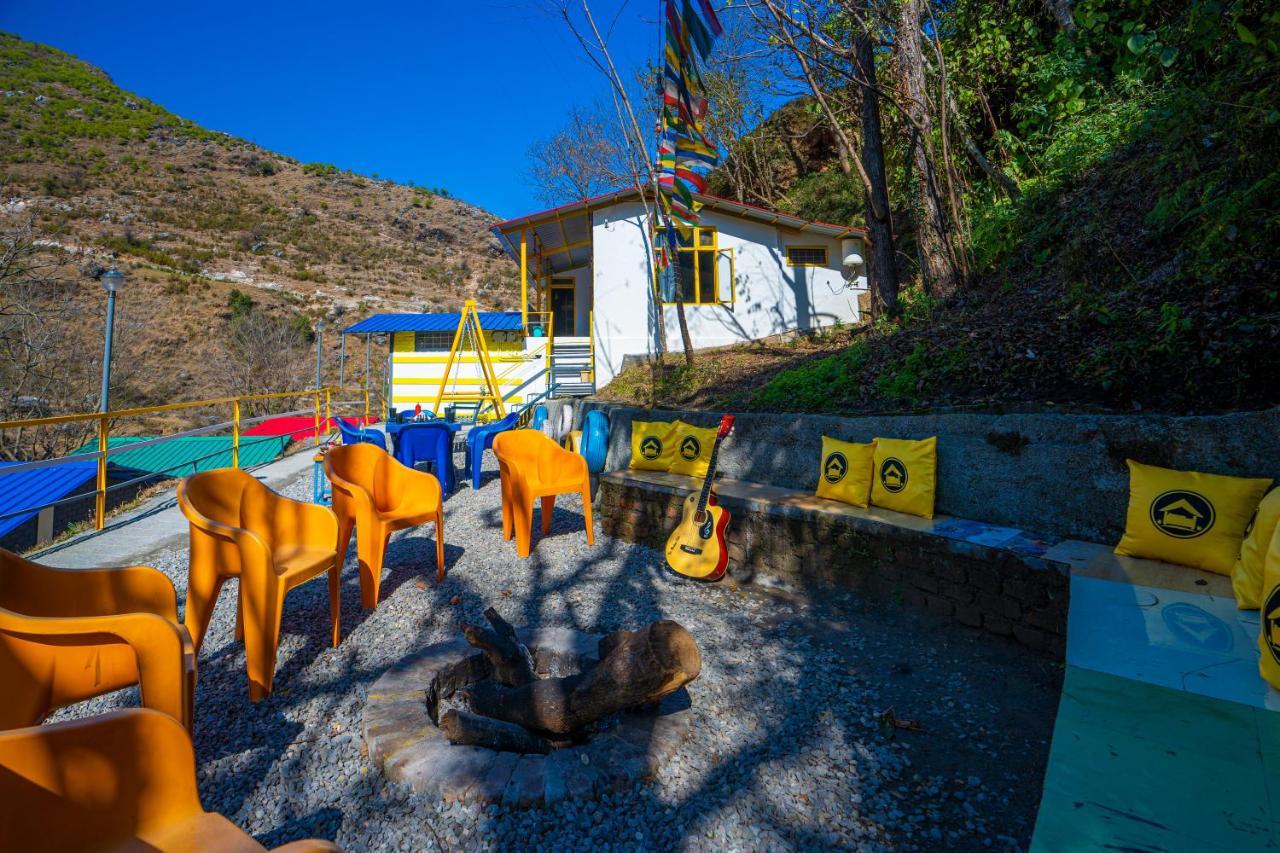 The Hosteller Mussoorie By The Streamside, Kempty エクステリア 写真