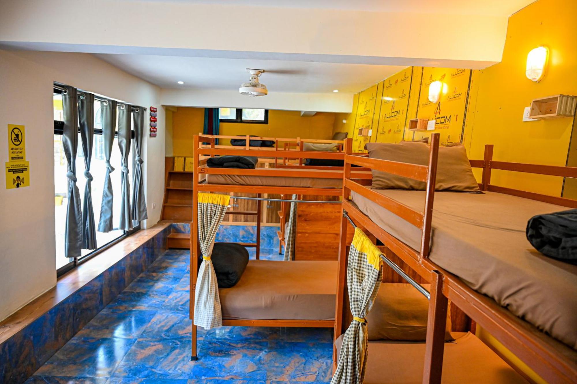 The Hosteller Mussoorie By The Streamside, Kempty エクステリア 写真