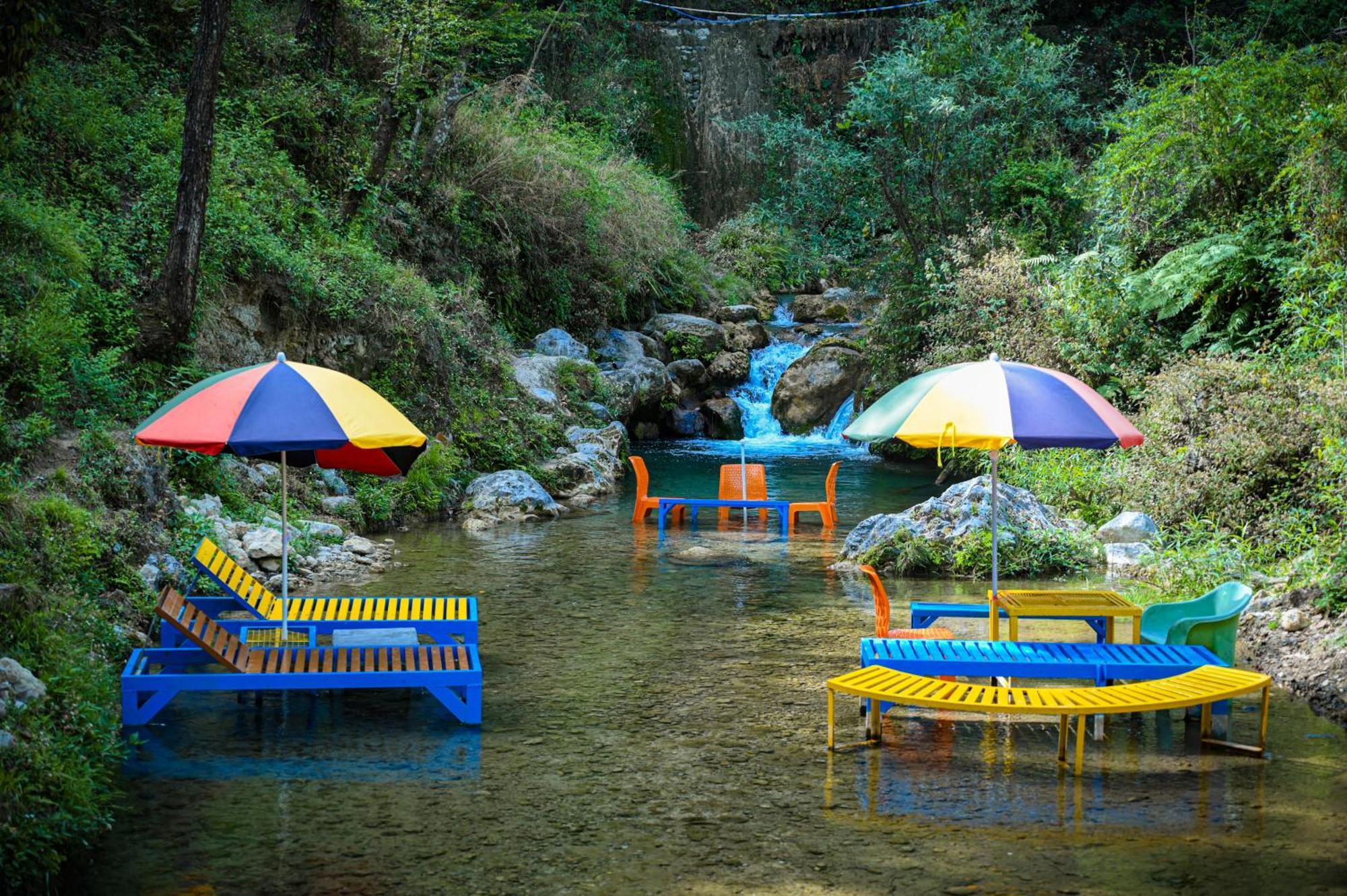 The Hosteller Mussoorie By The Streamside, Kempty エクステリア 写真