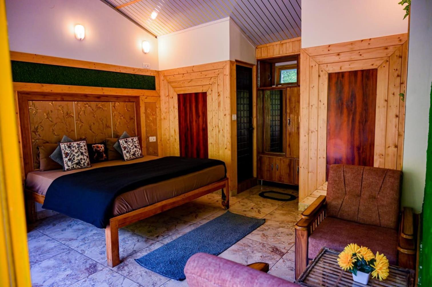 The Hosteller Mussoorie By The Streamside, Kempty エクステリア 写真