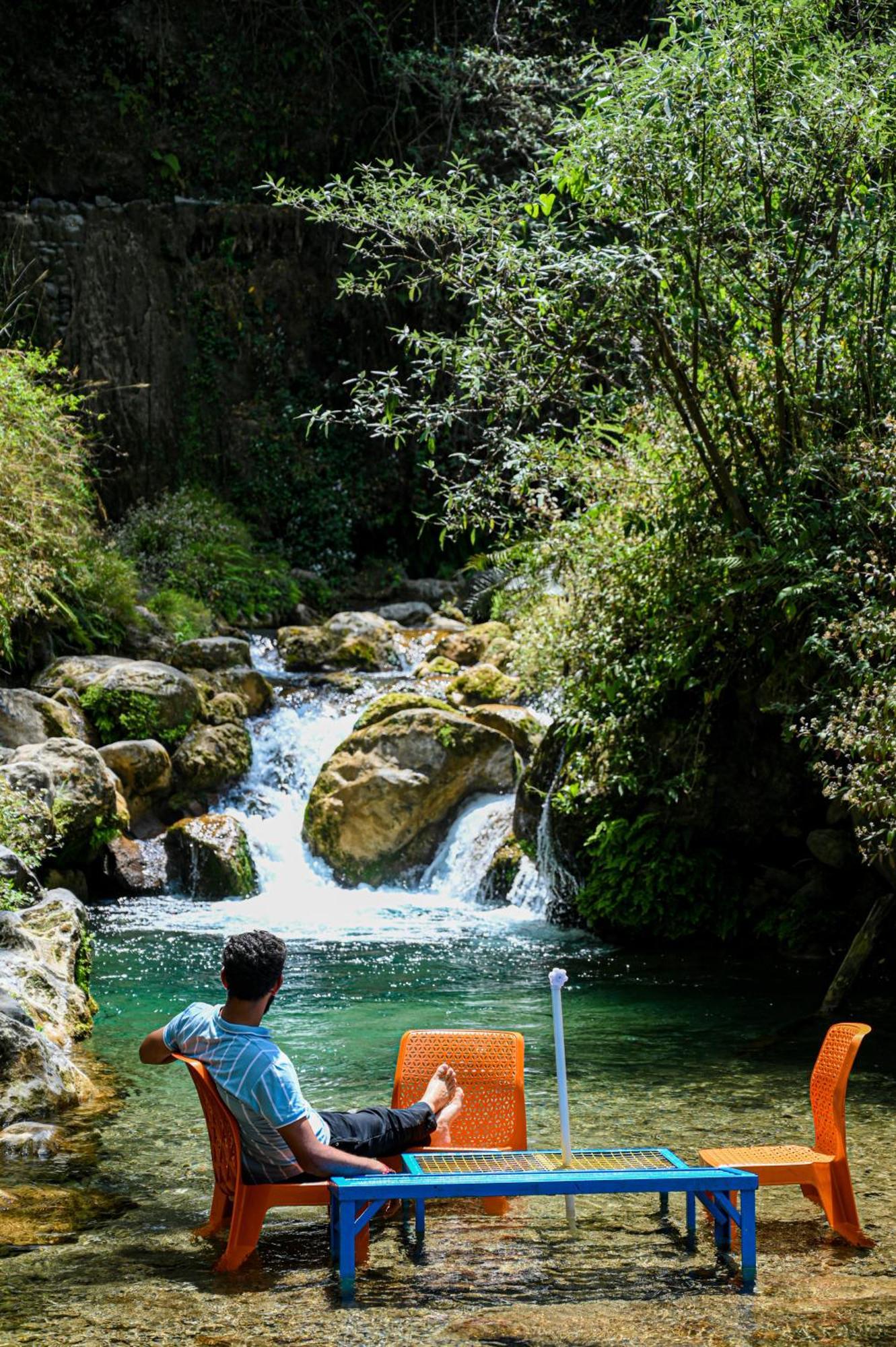 The Hosteller Mussoorie By The Streamside, Kempty エクステリア 写真